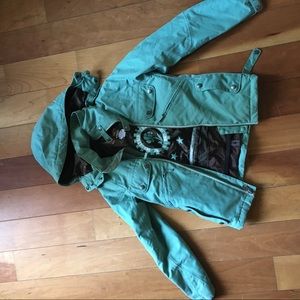B by Burton snowboarding jacket xs